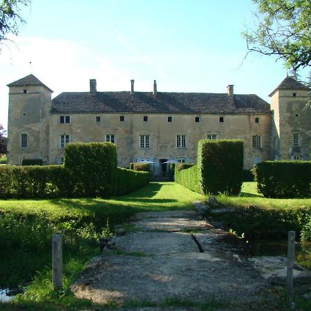 Chateau D'Ozenay Luaran gambar