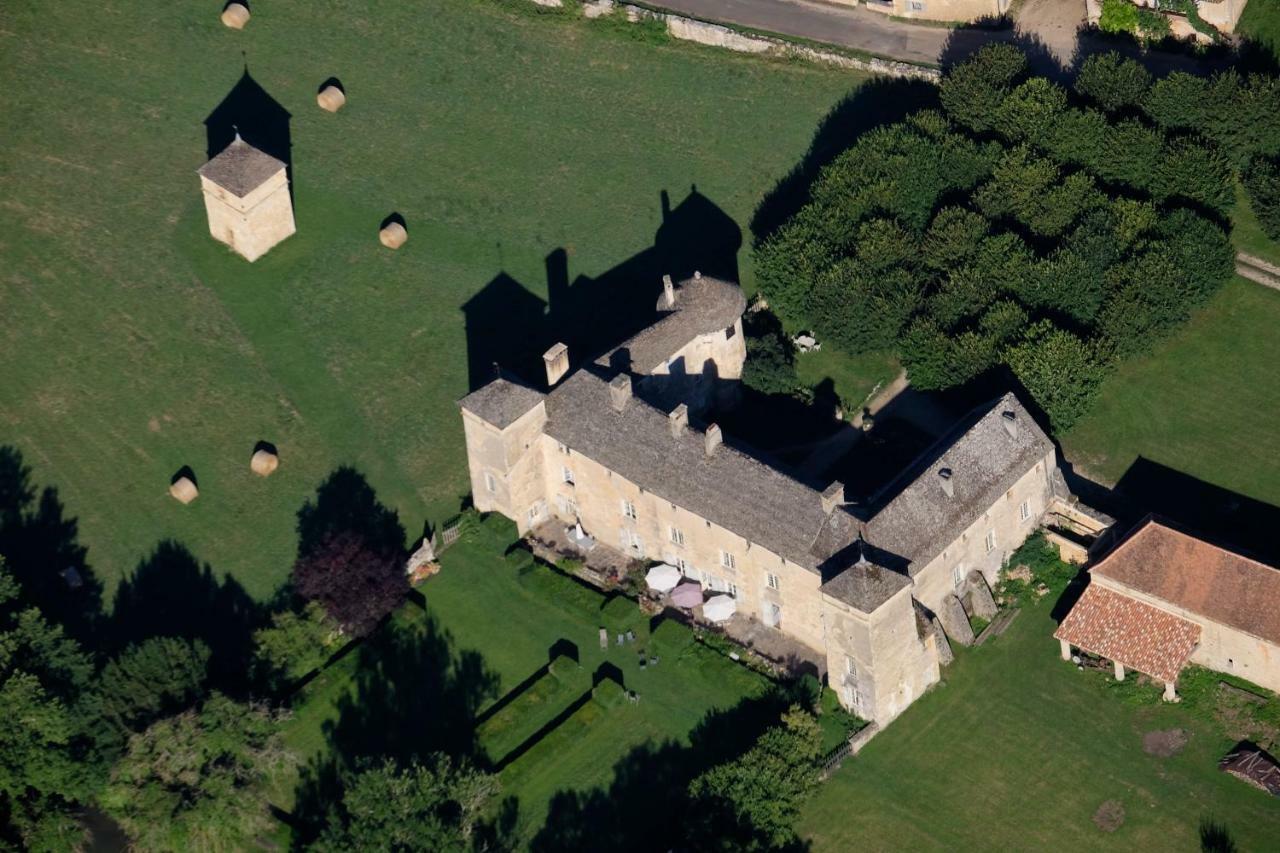 Chateau D'Ozenay Luaran gambar